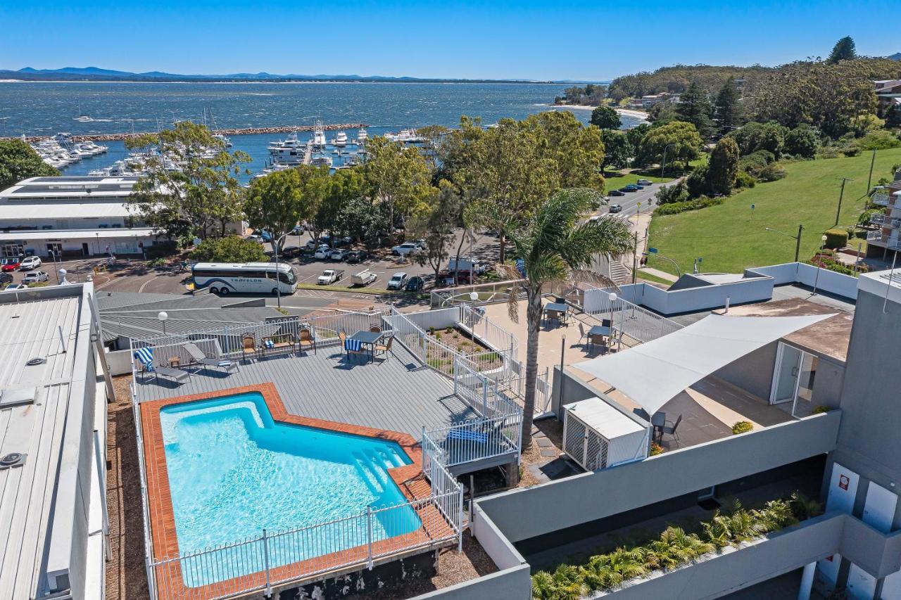 Nelson Towers Motel & Apartments Nelson Bay Bagian luar foto
