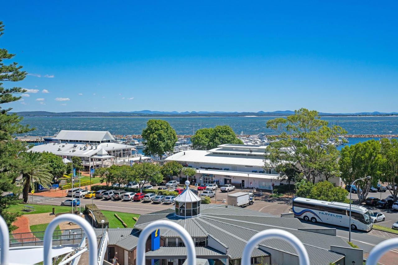 Nelson Towers Motel & Apartments Nelson Bay Bagian luar foto