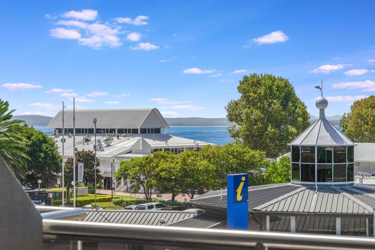 Nelson Towers Motel & Apartments Nelson Bay Bagian luar foto