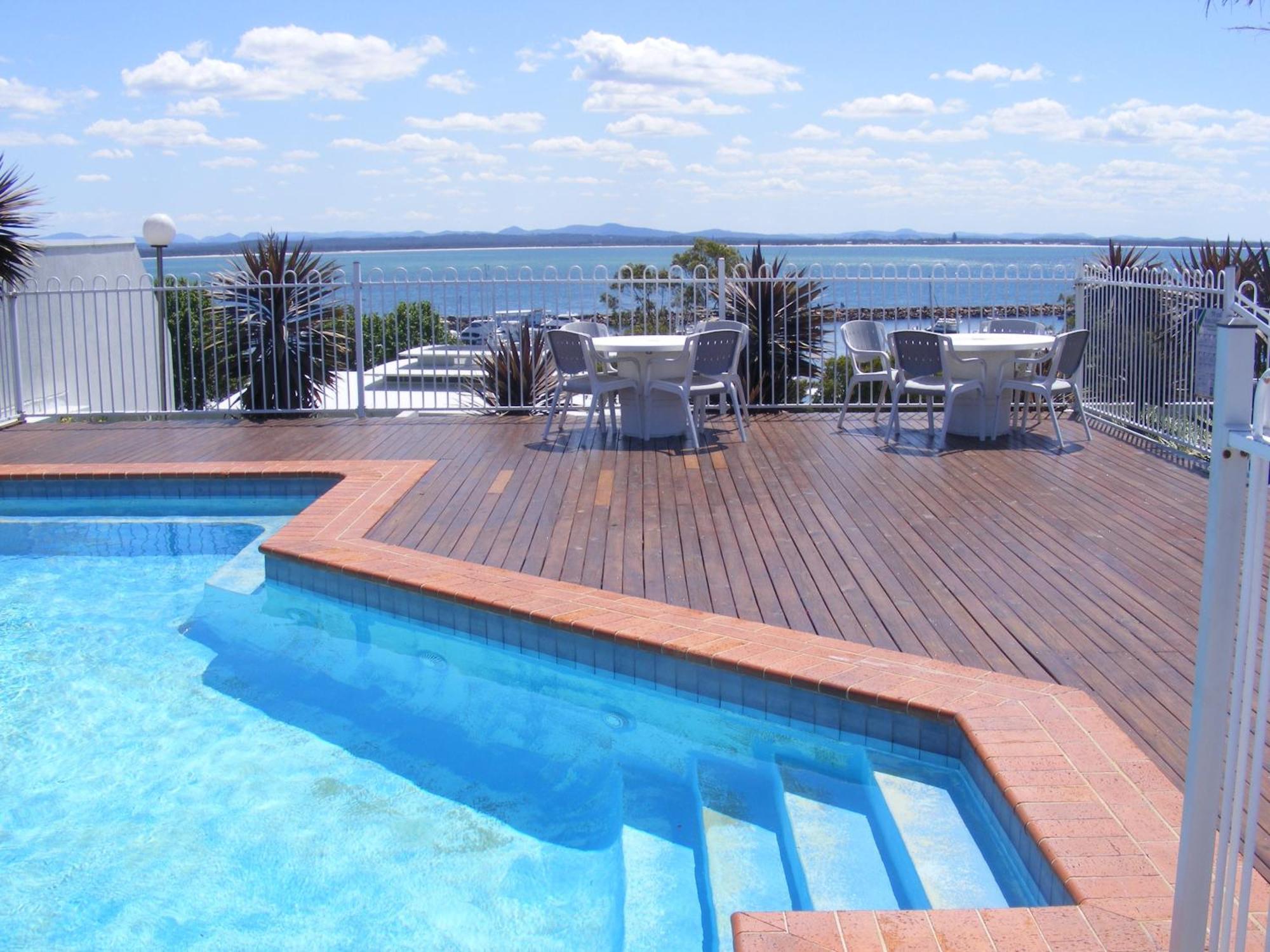 Nelson Towers Motel & Apartments Nelson Bay Bagian luar foto